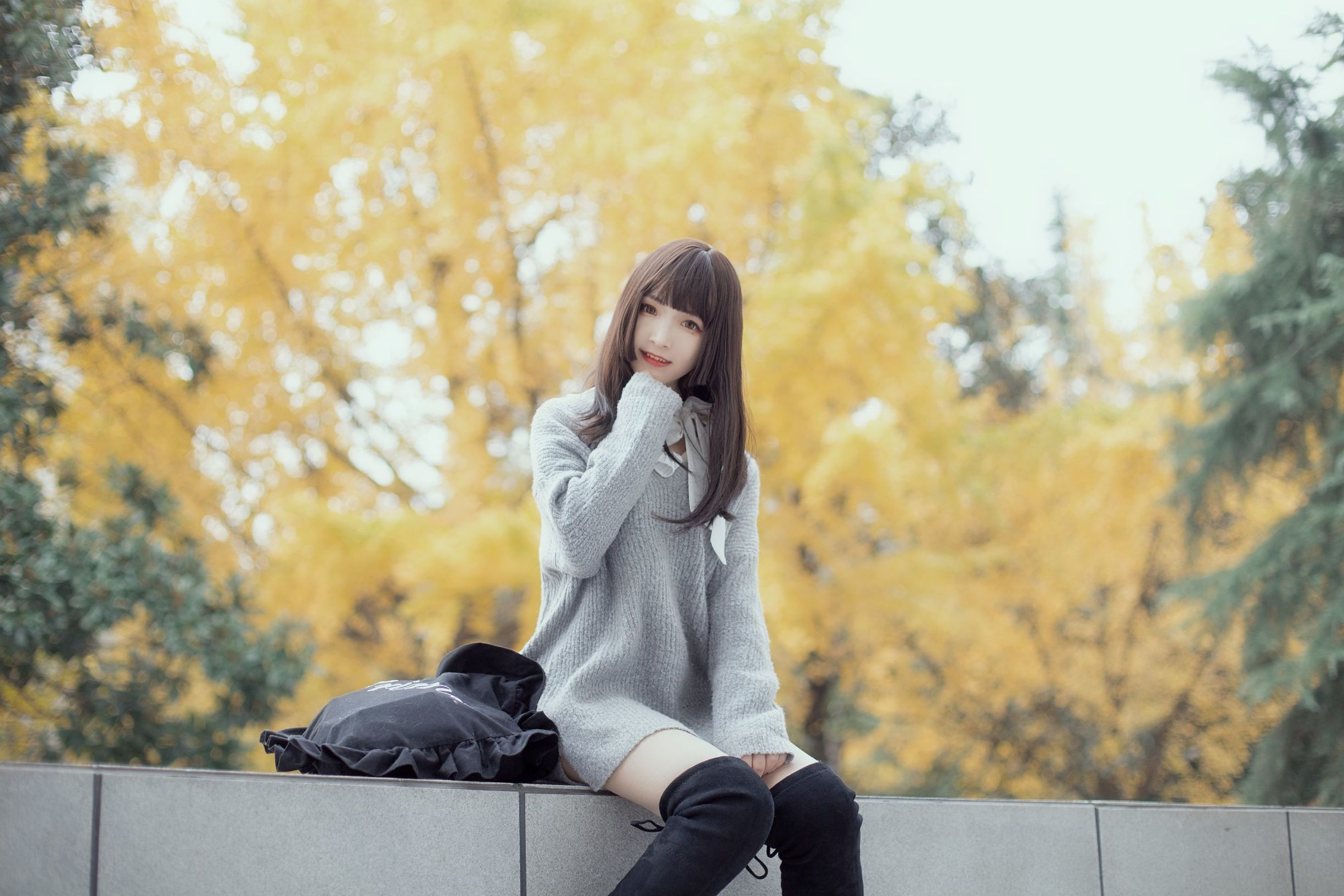 [Cosplay写真]二次元美女古川kagura银杏树下插图5